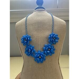Vintage Style Chunky Blue Floral Statement Necklace
